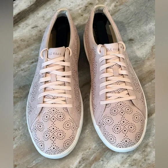 Women’s COLE HAAN Grand OS perforated pink blush leather sneakers-Size 10 - Picture 3 of 10